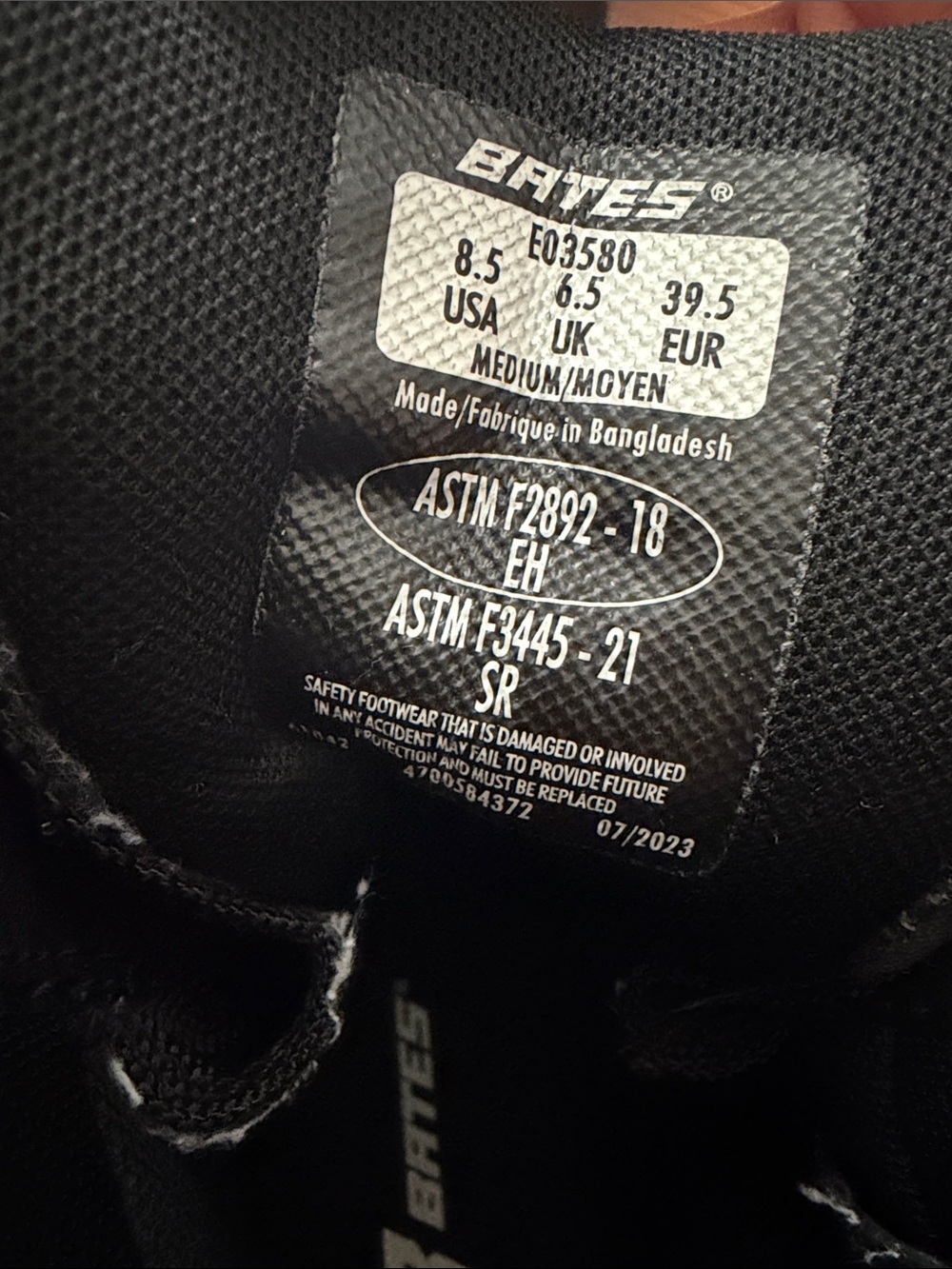 Black Tactical Boots - Durable Lace-Up Design - Picture 7 of 7